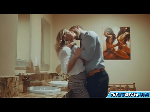 ❤️ Quand une blonde plantureuse vous séduit dans des toilettes publiques. ❤ Vidéo de sexe at us fr.com-porn-mz.ru  ﹏